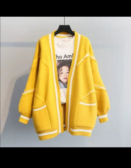 Lässige Strickjacke mit Fransendetails