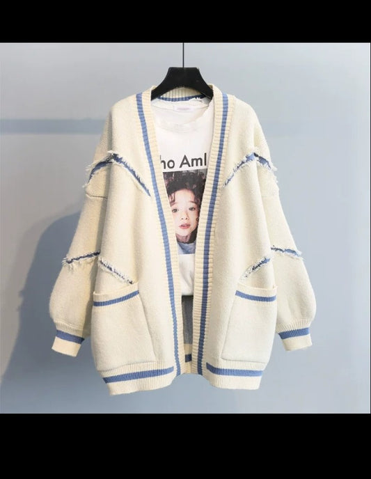 Lässige Strickjacke mit Fransendetails