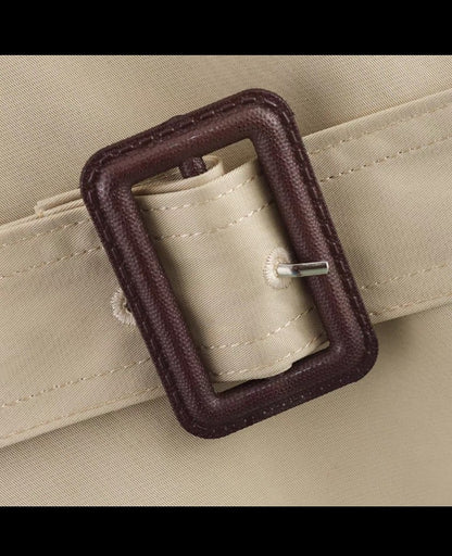Taillierte Übergangsjacke mit Gürtel