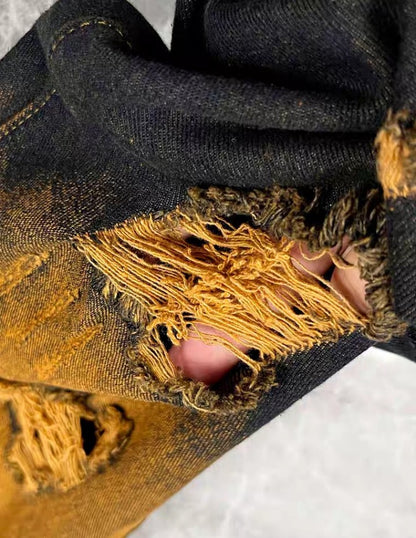 Zweifarbige Destroyed-Jeans im Bleach-Look“